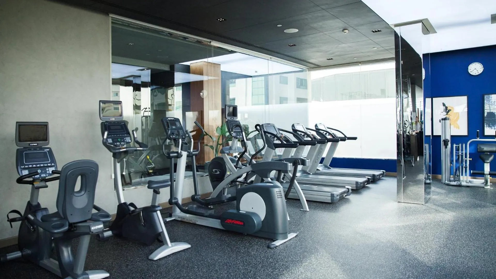 Voco Dubai By Ihg Hotel 5*,  United Arab Emirates