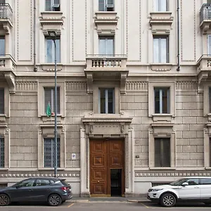 Youhosty - Giovanni Da Palestrina 10 , Milan Italy