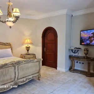 Sandpiper , Palm Beach Aruba
