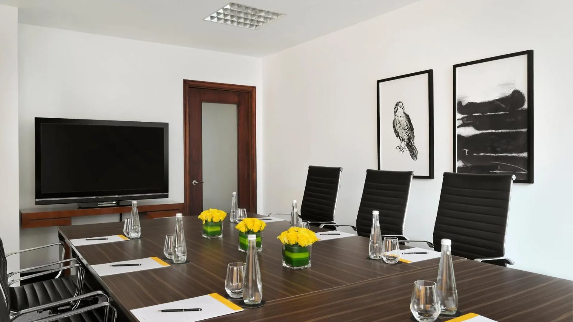 Voco Dubai By Ihg Hotel